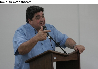 Ito Luciano reassume mandato na Câmara