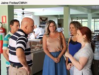 Lar São Vicente de Paula recebe visita da presidente da Câmara e do vice-prefeito