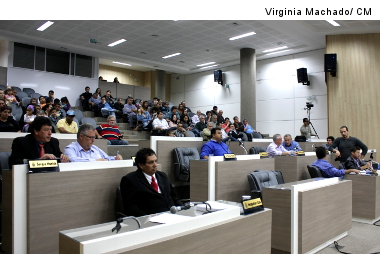 Lei de Diretrizes Orçamentárias é aprovada em segundo turno