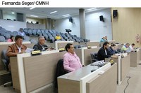 Lei de Diretrizes Orçamentárias para 2017 é aprovada em primeiro turno