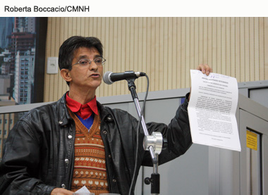 Líder comunitário participa da sessão por meio da Tribuna Popular