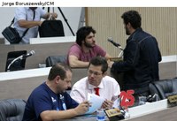 Mantidos vetos parciais a dois projetos de lei