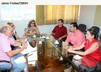 Mesa Diretora da Câmara propõe parcerias com a Feevale 