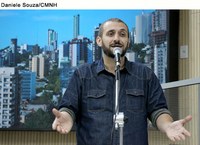 Moção pede regularização do piso salarial de professores municipais