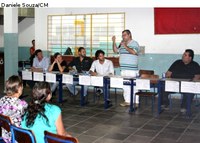 Moradores, secretários e vereadores debatem problemas do bairro Canudos