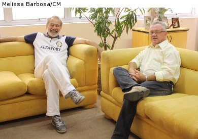 - Músico Délcio Tavares visita a Câmara