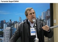 Na tribuna popular, cidadão fala sobre problemas em processo seletivo