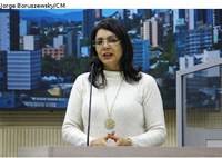 Pastora divulga a Festa dos Povos, que ocorrerá neste fim de semana