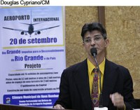 - Pedrinho de Oliveira pede quebra-molas para Canudos