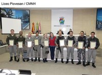 Policiais militares são homenageados por ação em Lomba Grande