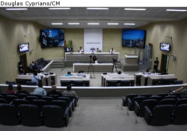 - Prefeitura repassará R$ 75 mil para realização do desfile Natal