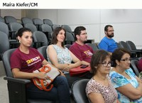 Presidente do Sindicato dos Professores de Novo Hamburgo usa tribuna popular