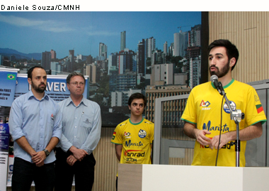 Professores falam sobre equipe de robótica do Pio XII