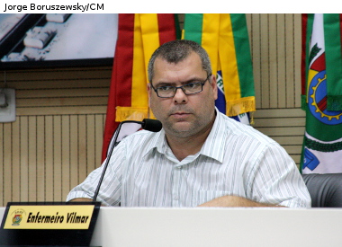 Projeto busca informar população sobre malefícios do cigarro