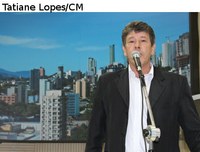 Projeto limita número de homenagens por vereadores