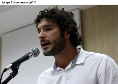 Projeto prevê instalação de guarda-volumes em bancos