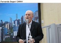 Projeto torna obrigatório teto de tolerância de 10 minutos em estacionamentos