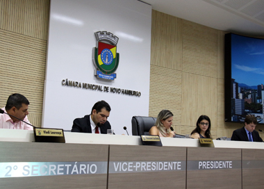 Proposta altera regimento interno para abrir ao público as reuniões das comissões