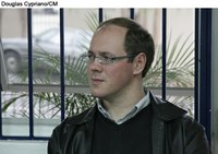 Proposta compila leis que limitam tempo de espera em filas de bancos