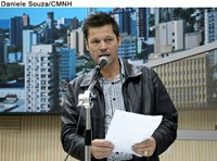 Proposta determina padronização de paradas de ônibus