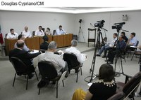 - R$ 54.450,00 para alimentação de alunos de escolas filantrópicas