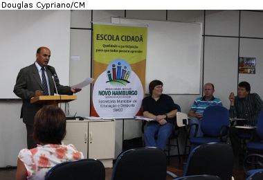 Retirado da pauta projeto que cria Diário Oficial