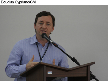 Secretário de Meio Ambiente responde a dúvidas de vereadores