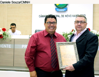 Sindicato dos Bancários e Financiários completa 75 anos e recebe homenagem na Câmara