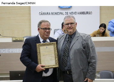 Sinoscom é homenageada por seus 25 anos