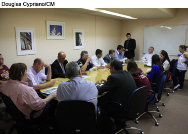 Vereadores analisam reposição salarial do funcionalismo