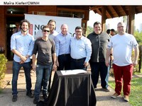 Vereadores participam de ato que marcou o início das obras do Parcão