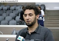 Vista ao projeto que obriga divulgação do valor pago por publicações oficiais