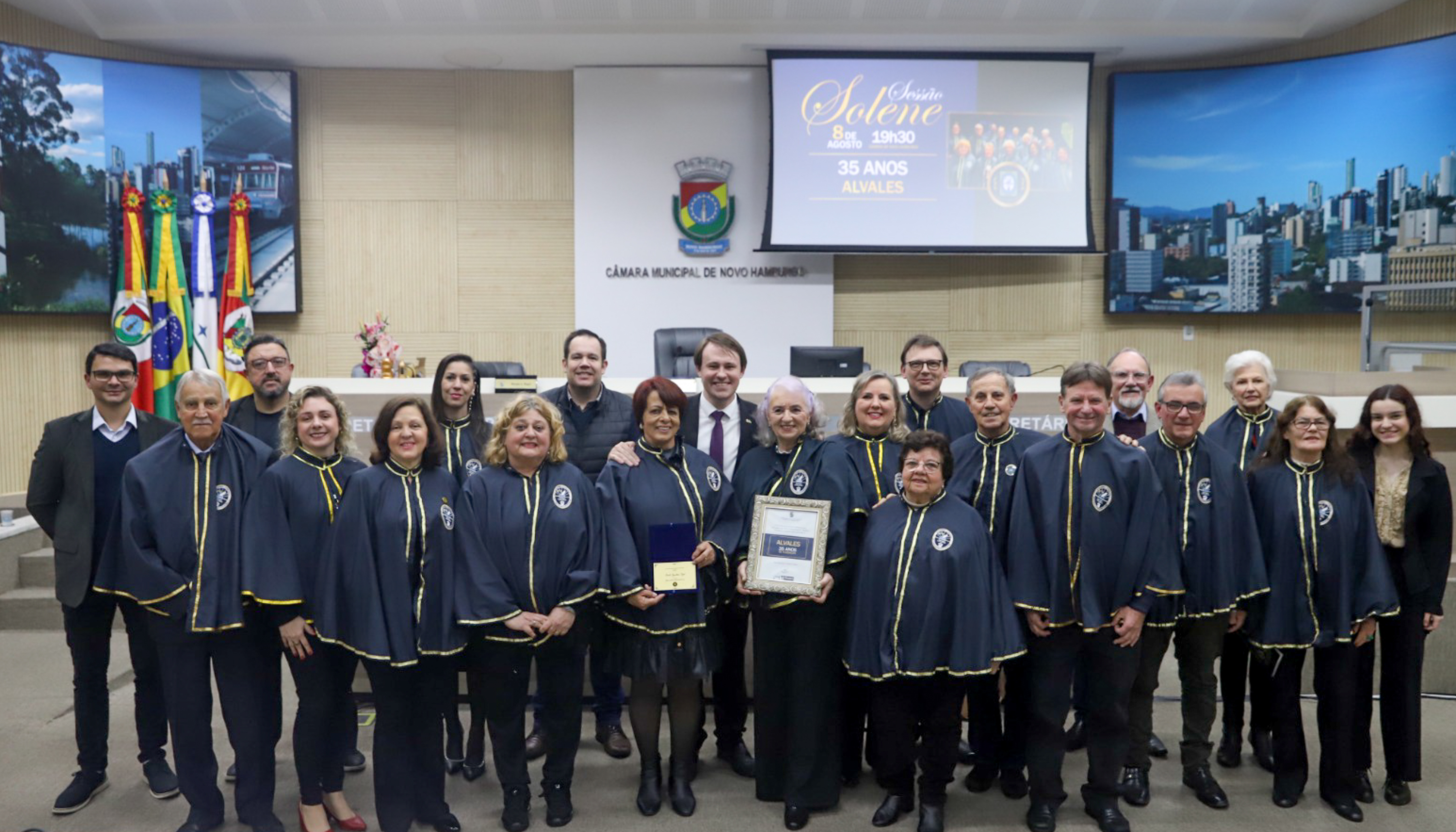 Alvales recebe reconhecimento da Câmara