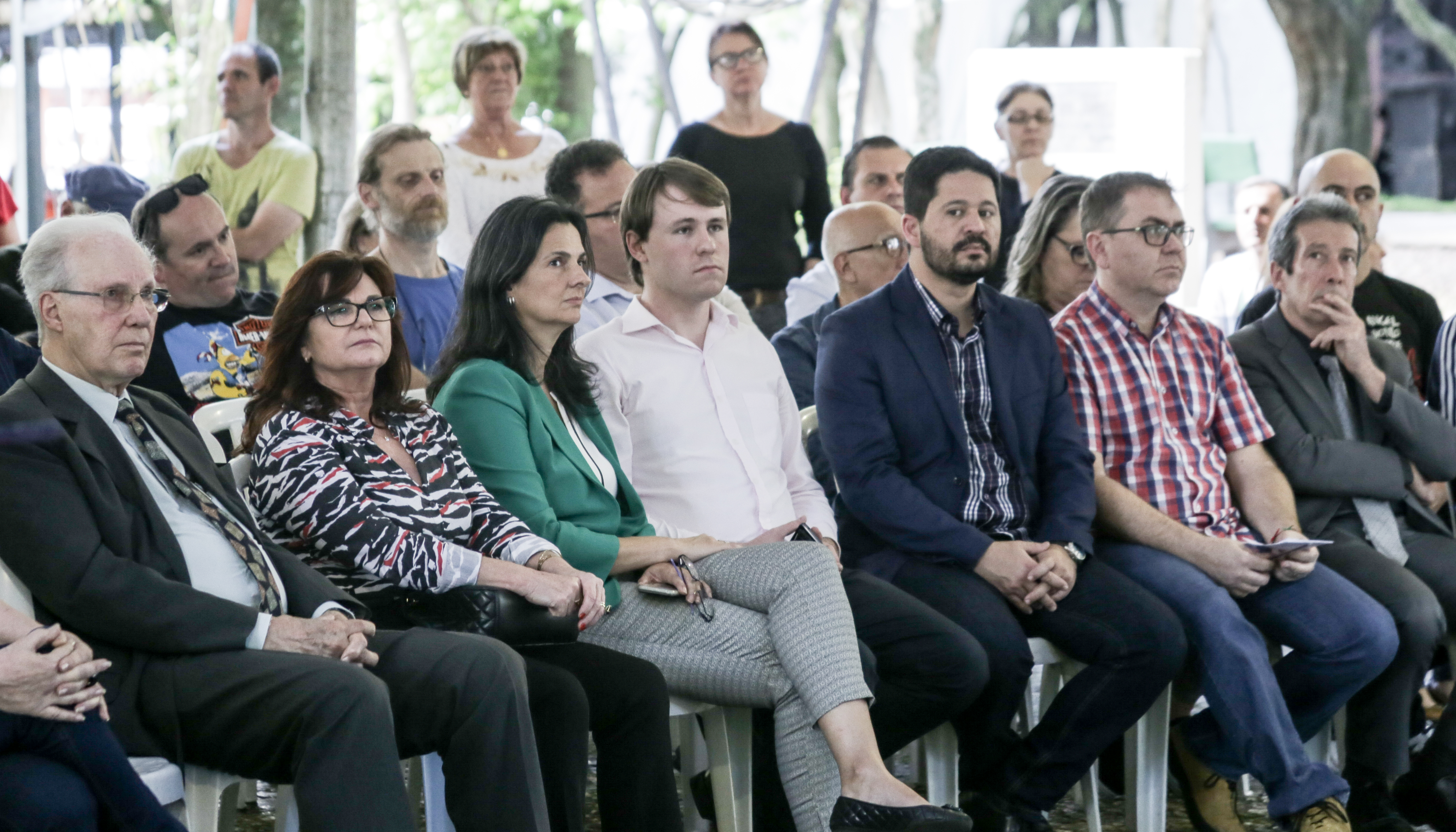 36ª Feira do Livro traz arte, literatura e alegria para  a Praça 20 de Setembro