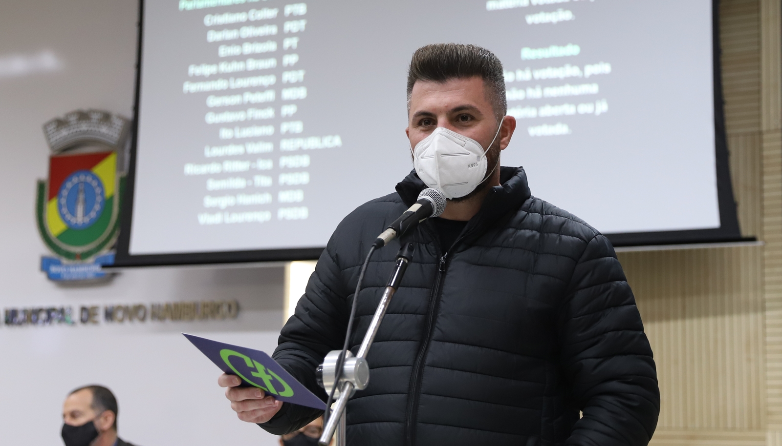 Adiada votação de projeto de lei que reabre prazo para regularização de edificações sem pagamento de multa