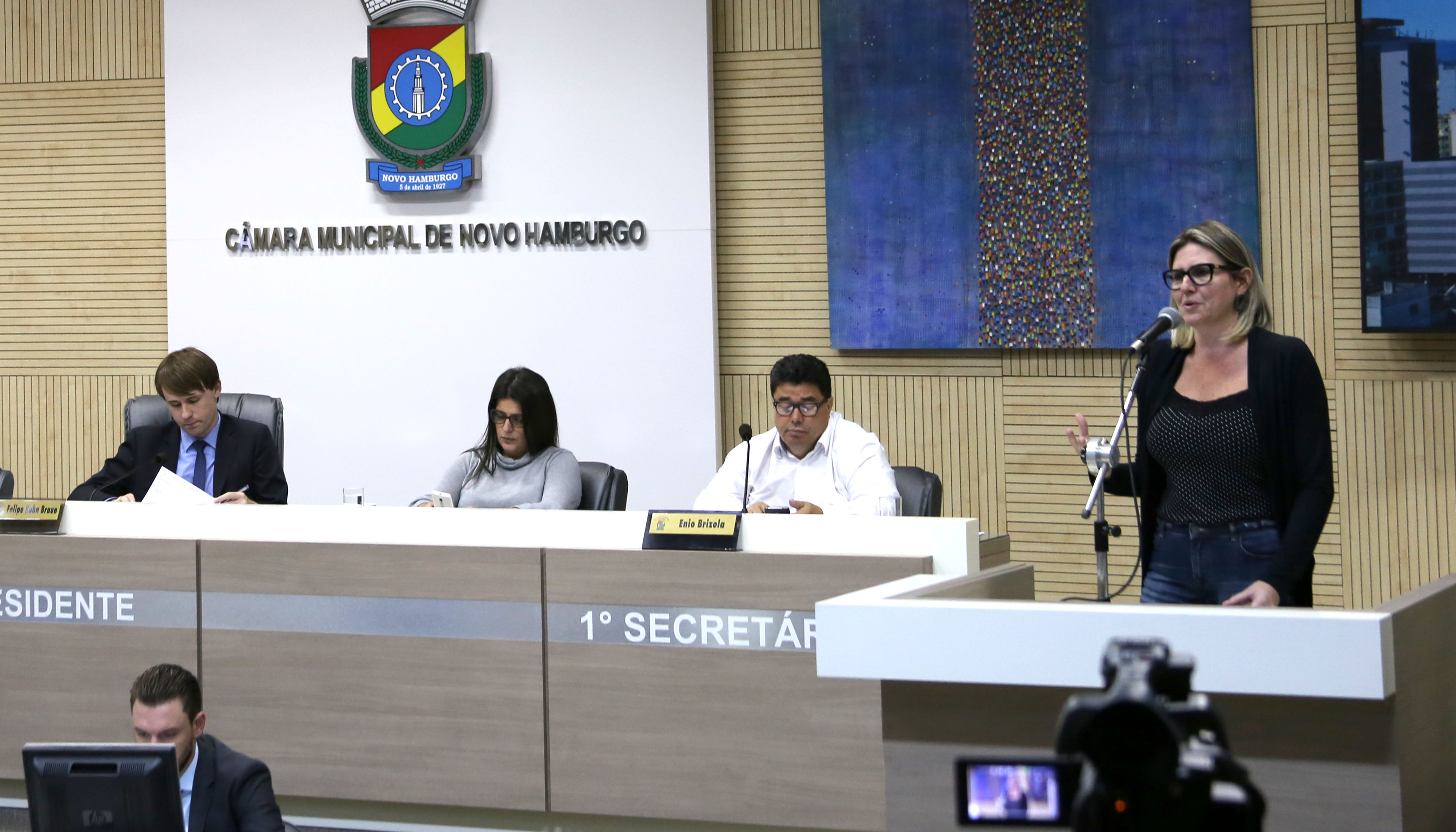 Adiada votação de projeto que ratifica cargos da FSNH