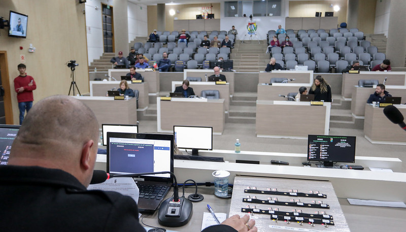 Adiada votação de projetos previstos na pauta desta quarta