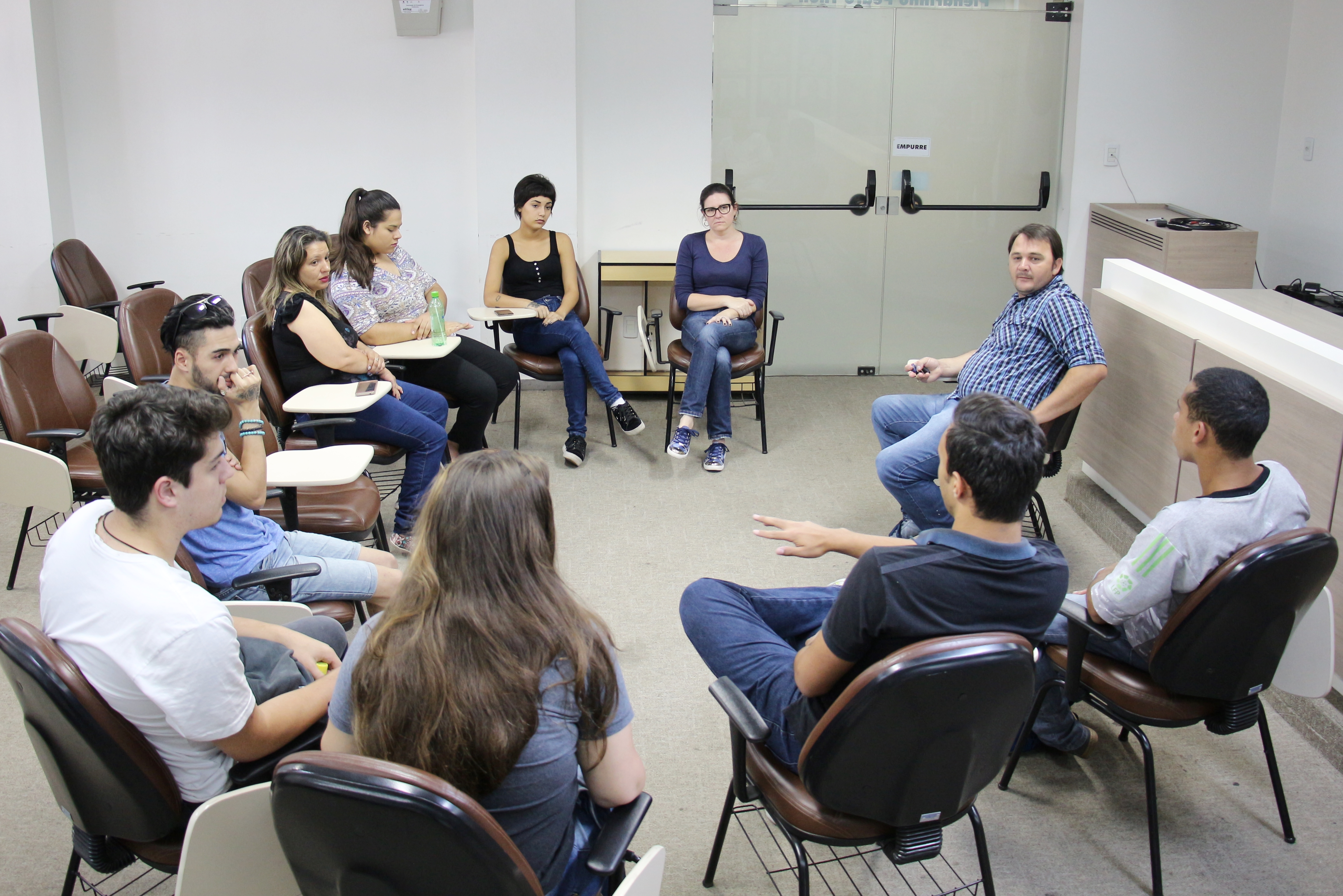 Alunos relatam falta de segurança no Colégio Wolfram Metzler