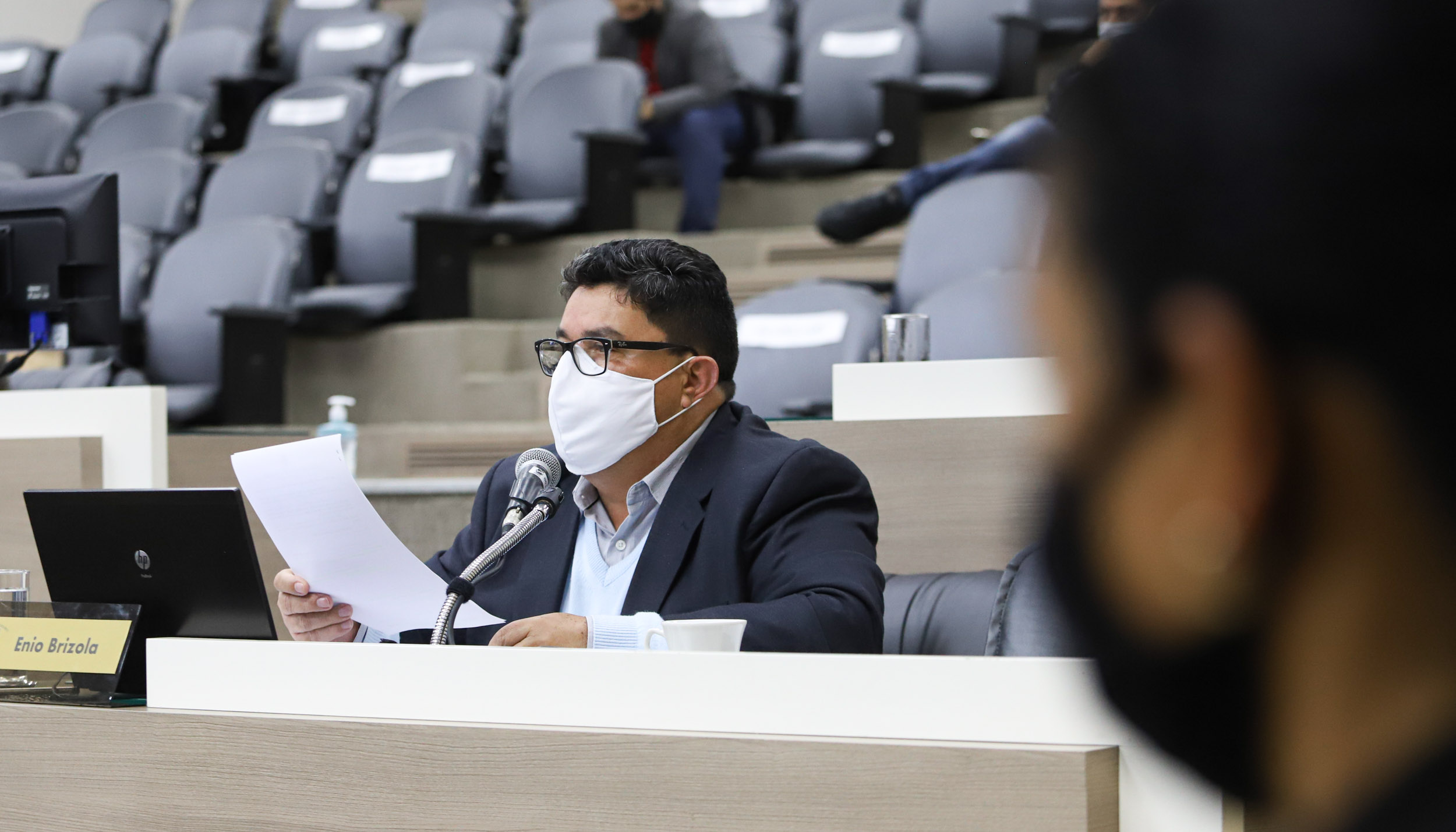 Aprovada moção de apoio à greve dos Correios