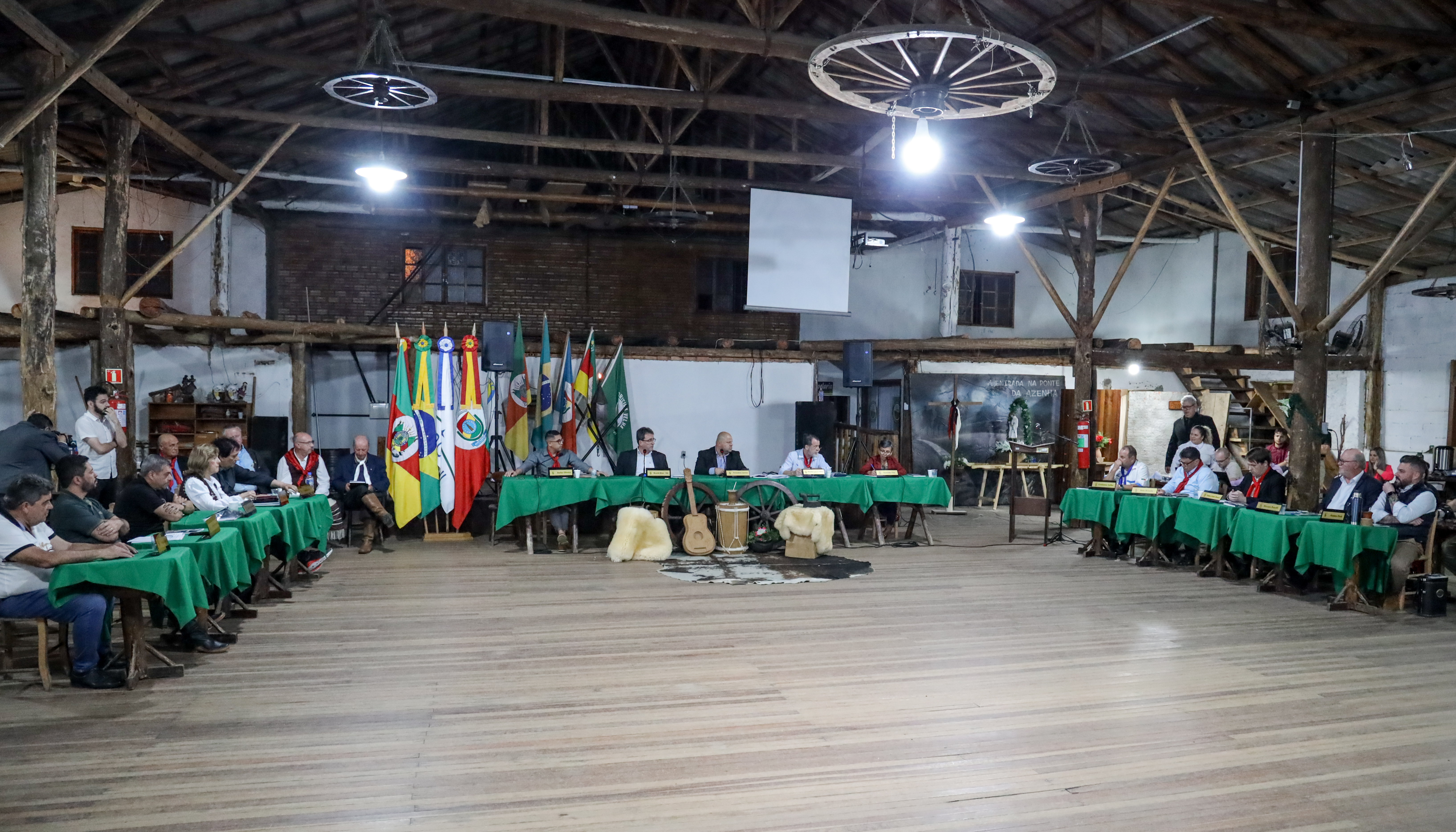 Aprovada revisão do Plano Plurianual