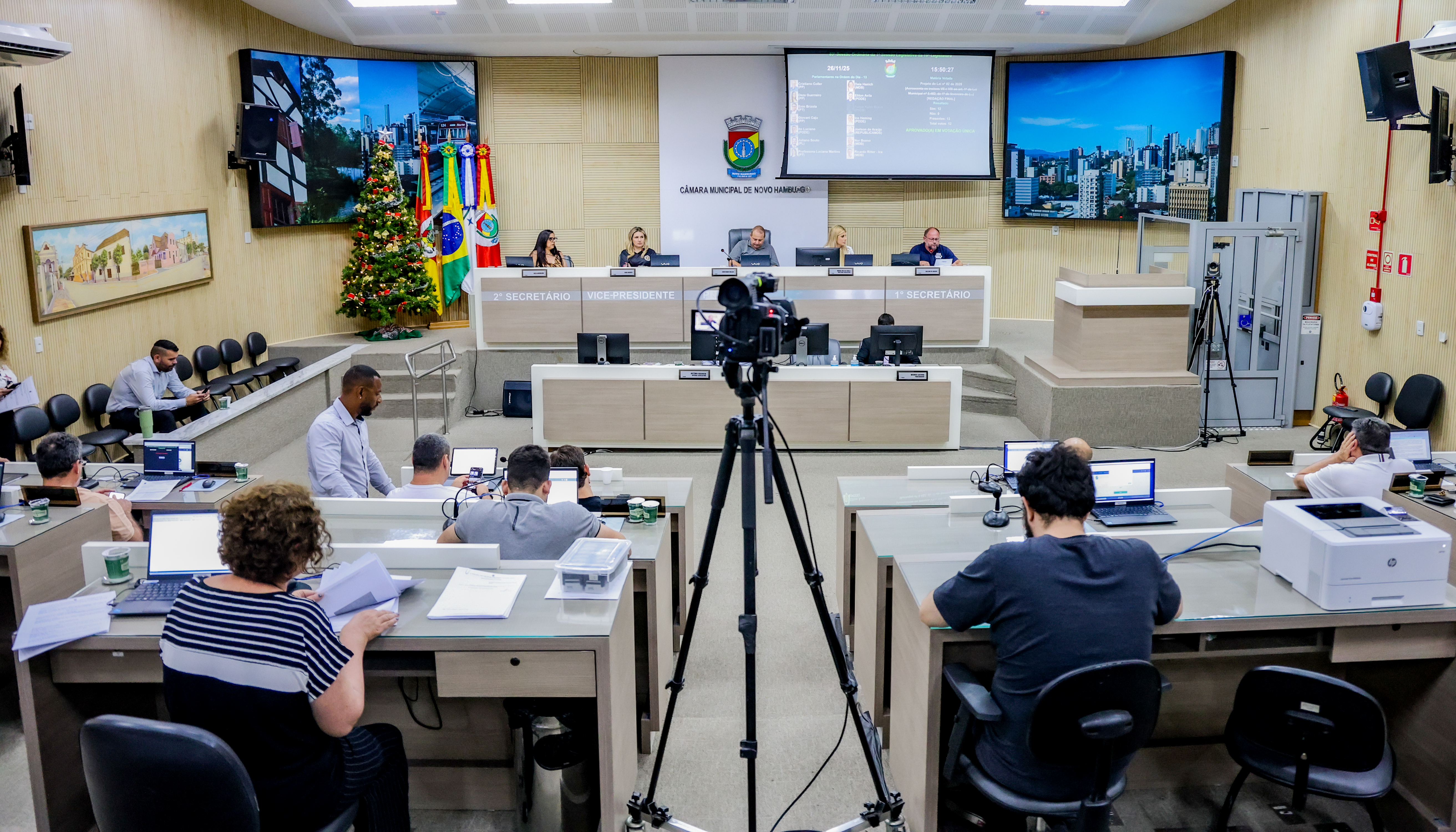 Aprovada revisão em programa de repasses financeiros a escolas