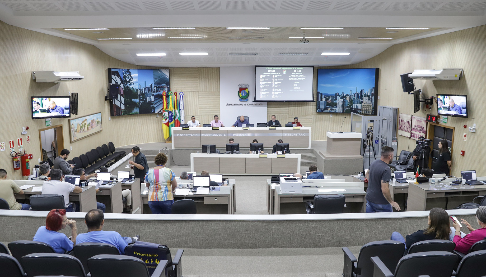 Aprovado ajuste orçamentário para revitalização da Praça da Lomba