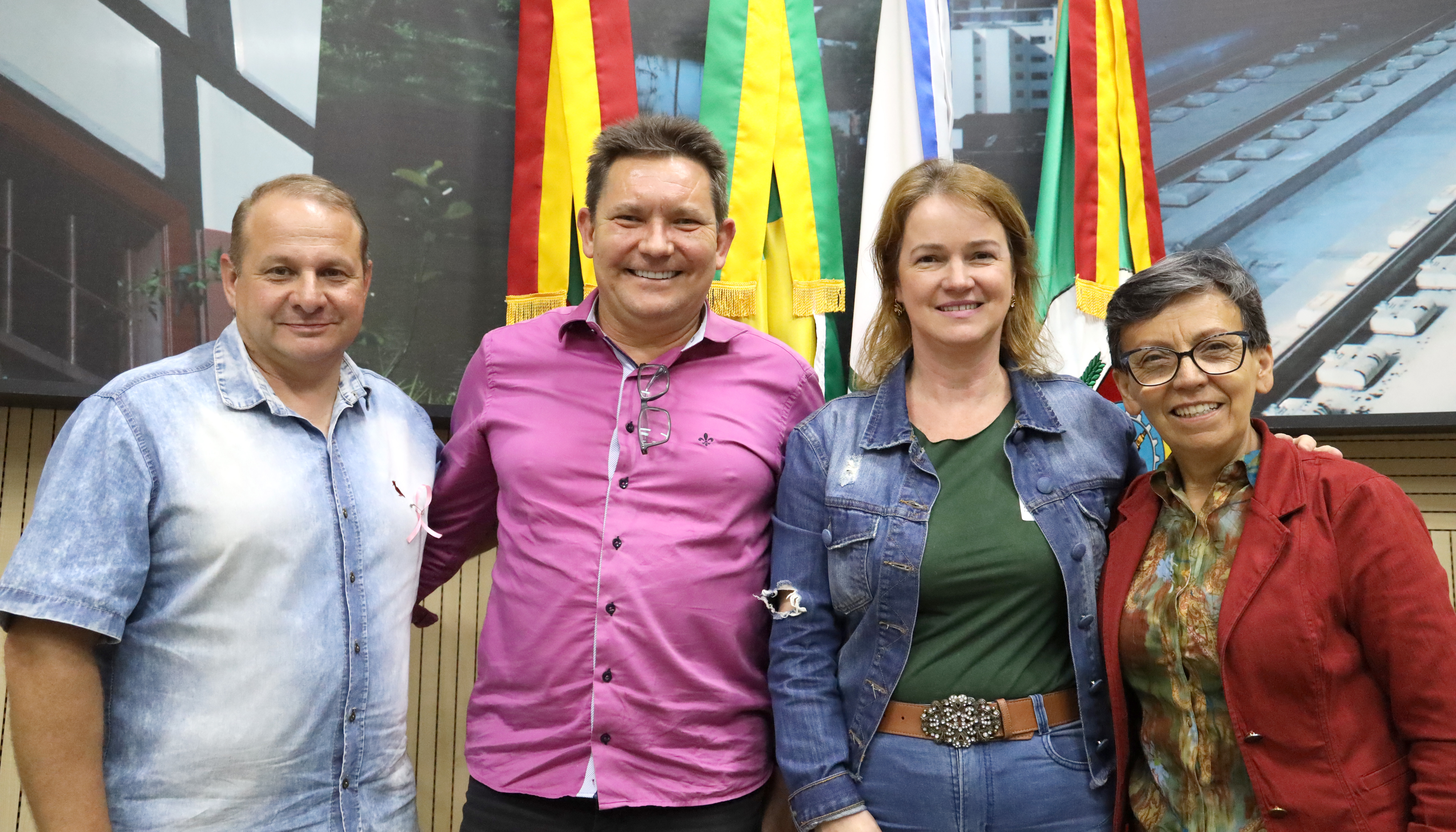 Aprovado projeto que obriga fixação de goleiras