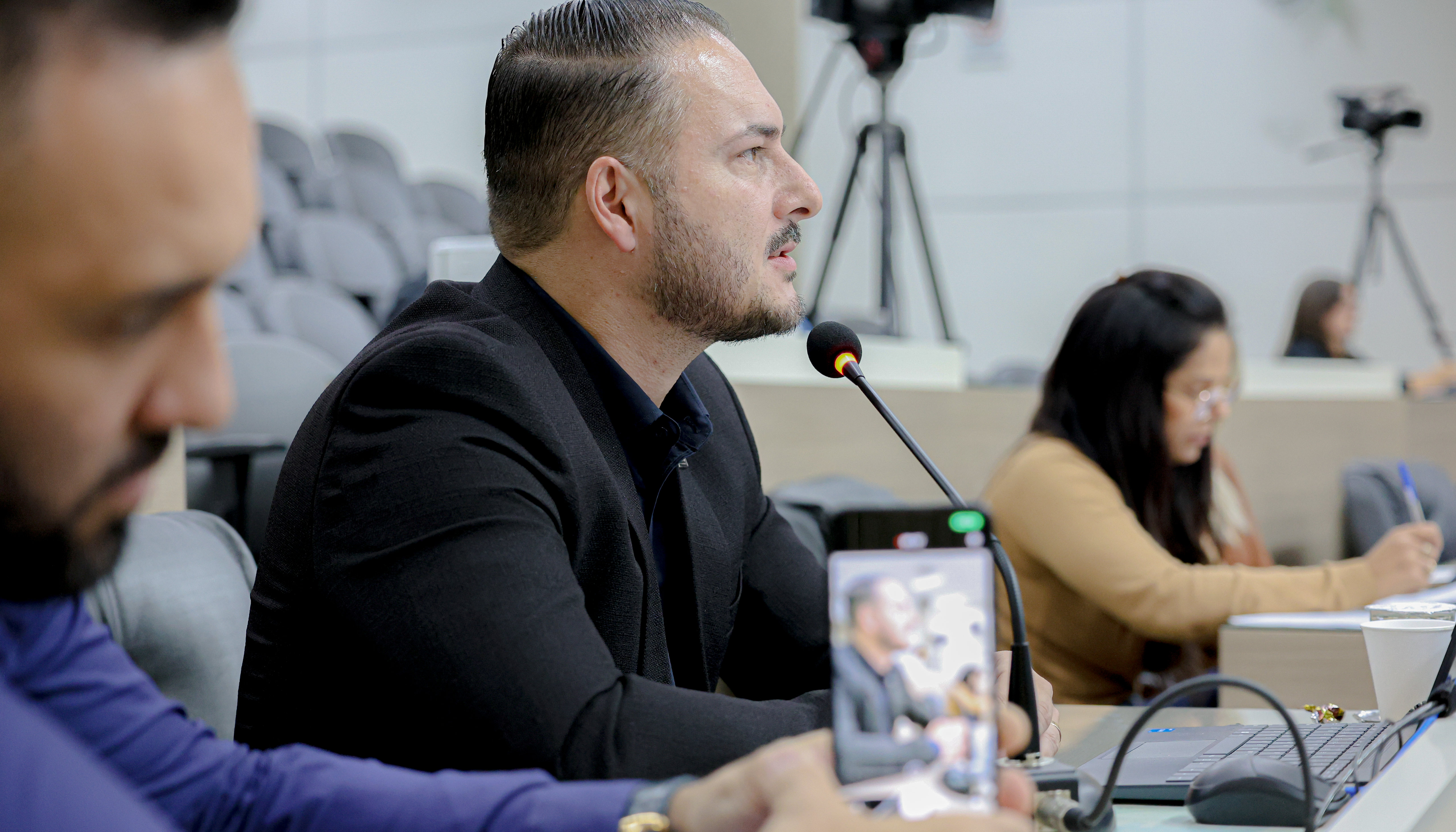 Aprovado projeto que proíbe Prefeitura de contratar shows com apologia a drogas ou ao crime organizado