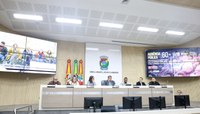 Audiência pública cobra Centro-Dia, Delegacia e Defensoria para ampliar proteção à população idosa