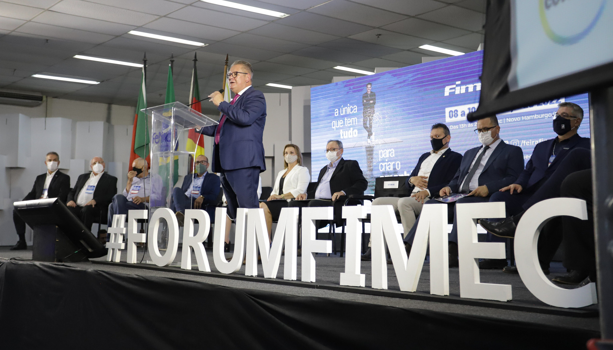 Autoridades comemoram retomada do crescimento no setor coureiro-calçadista