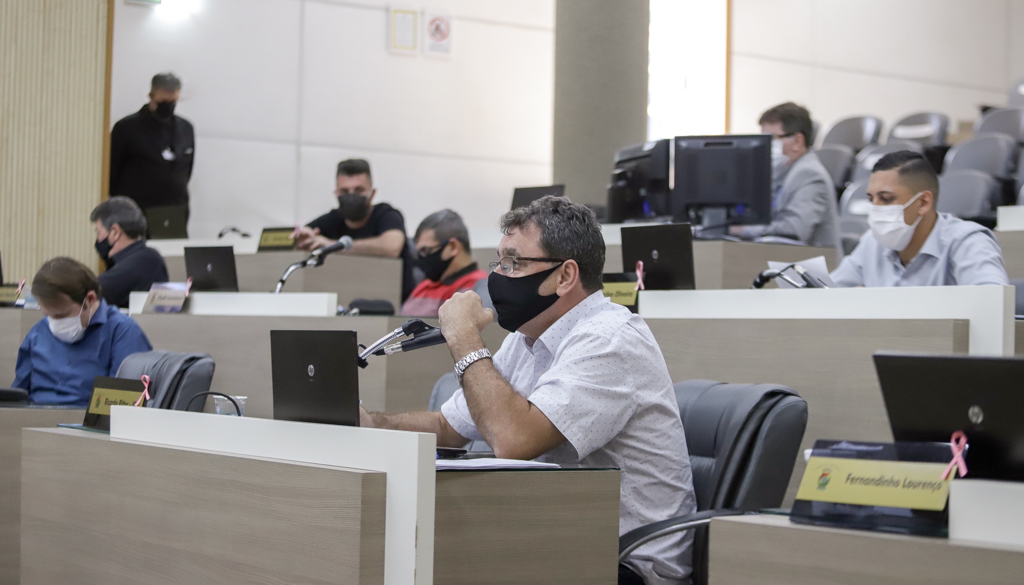 Aval do Legislativo permite alienação de cinco imóveis