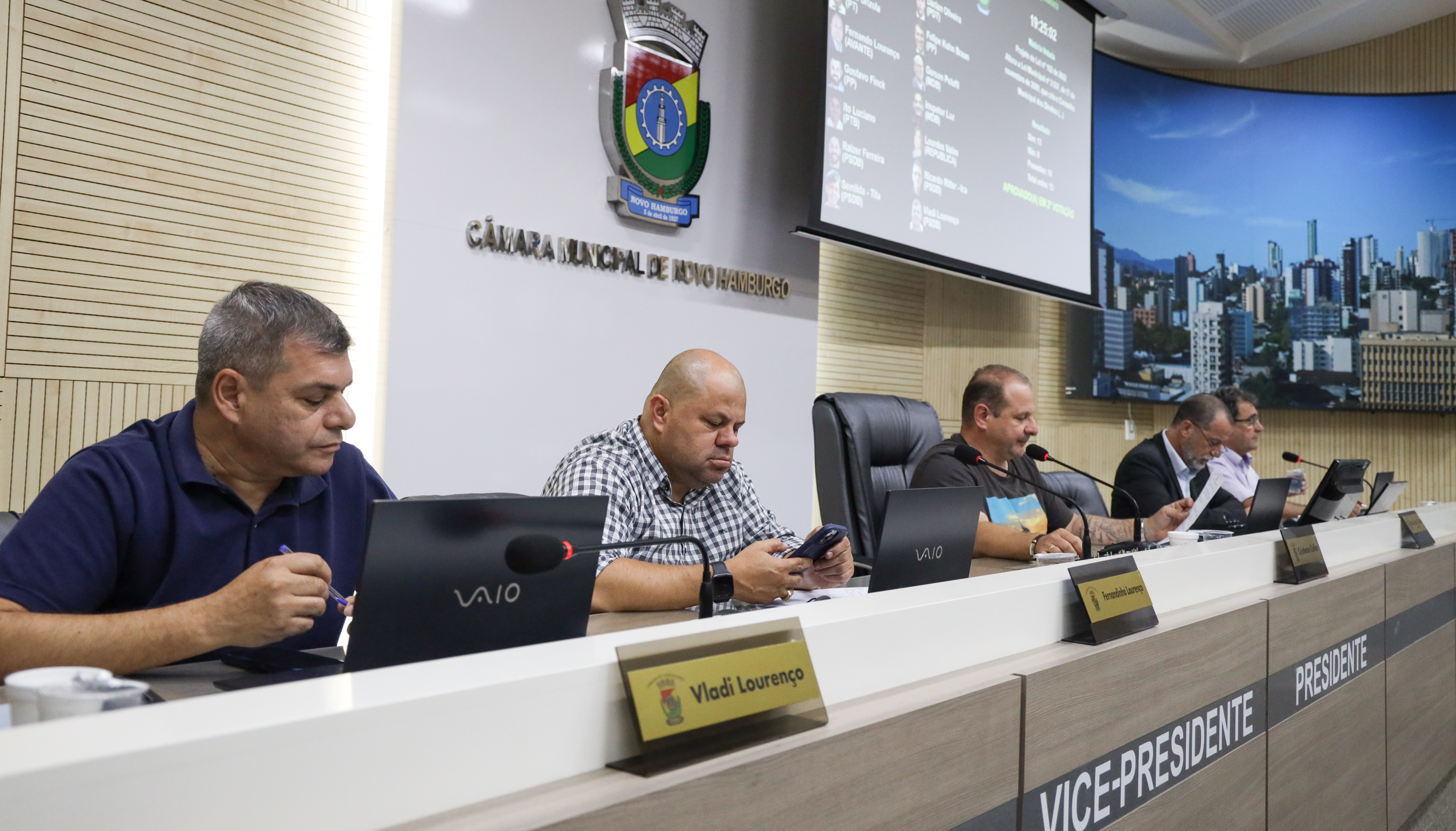 Câmara ajusta lei municipal que trata da reserva de vagas a candidatos negros em concursos