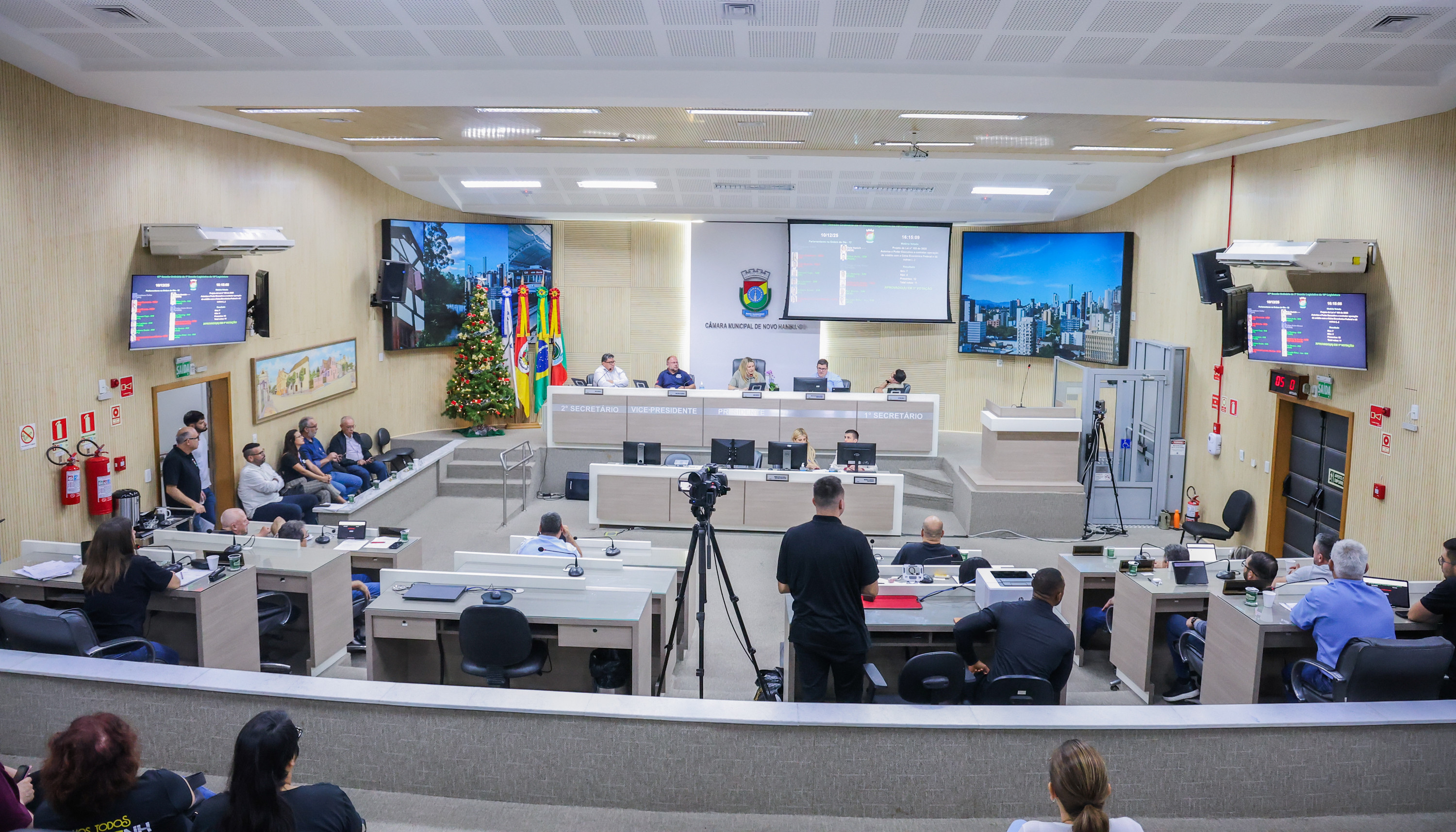 Câmara aprova alienação de 32 imóveis de propriedade do Município e do Ipasem