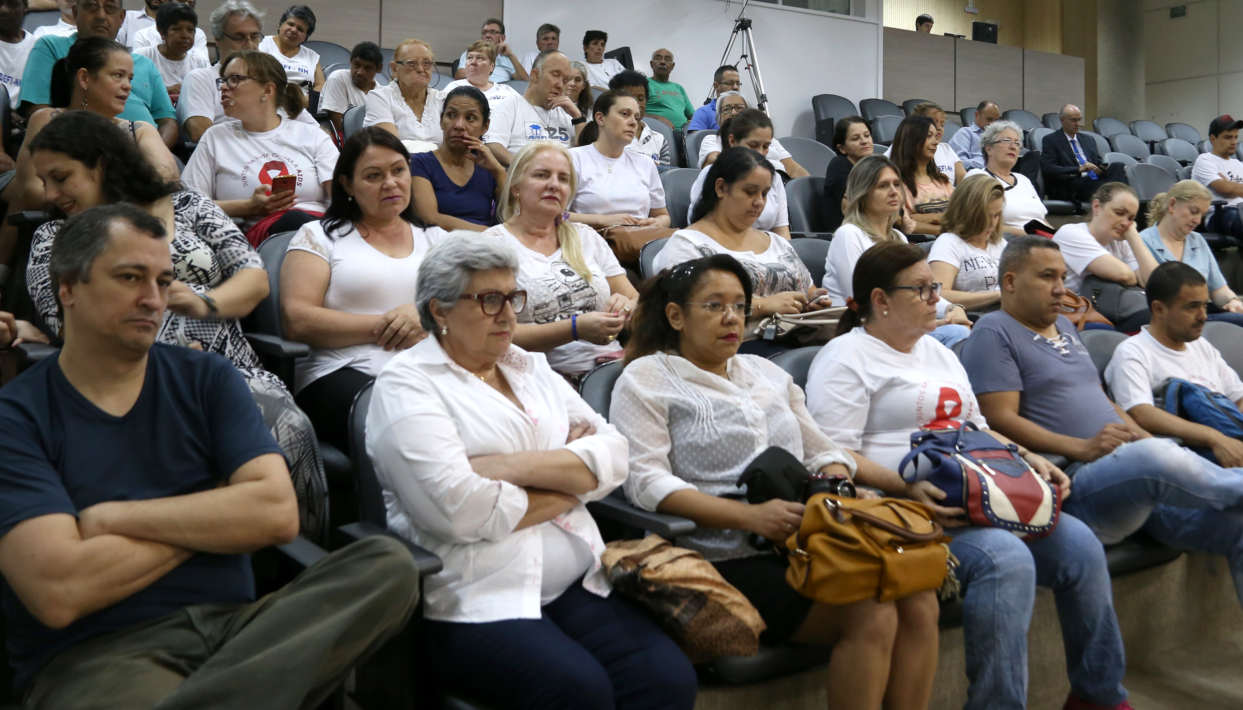 Câmara aprova nova redação quanto à progressão de classe dos servidores do Município